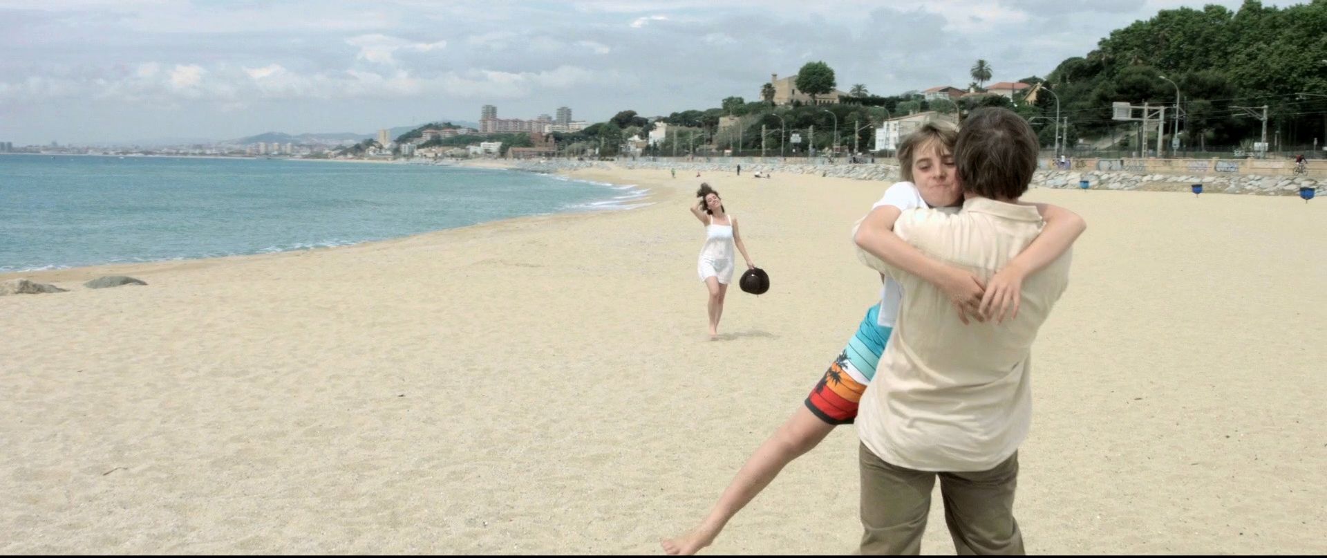 Regreso Al Mar Directed by Vanessa Batman & Cinematography by Alejandro H. Madrid